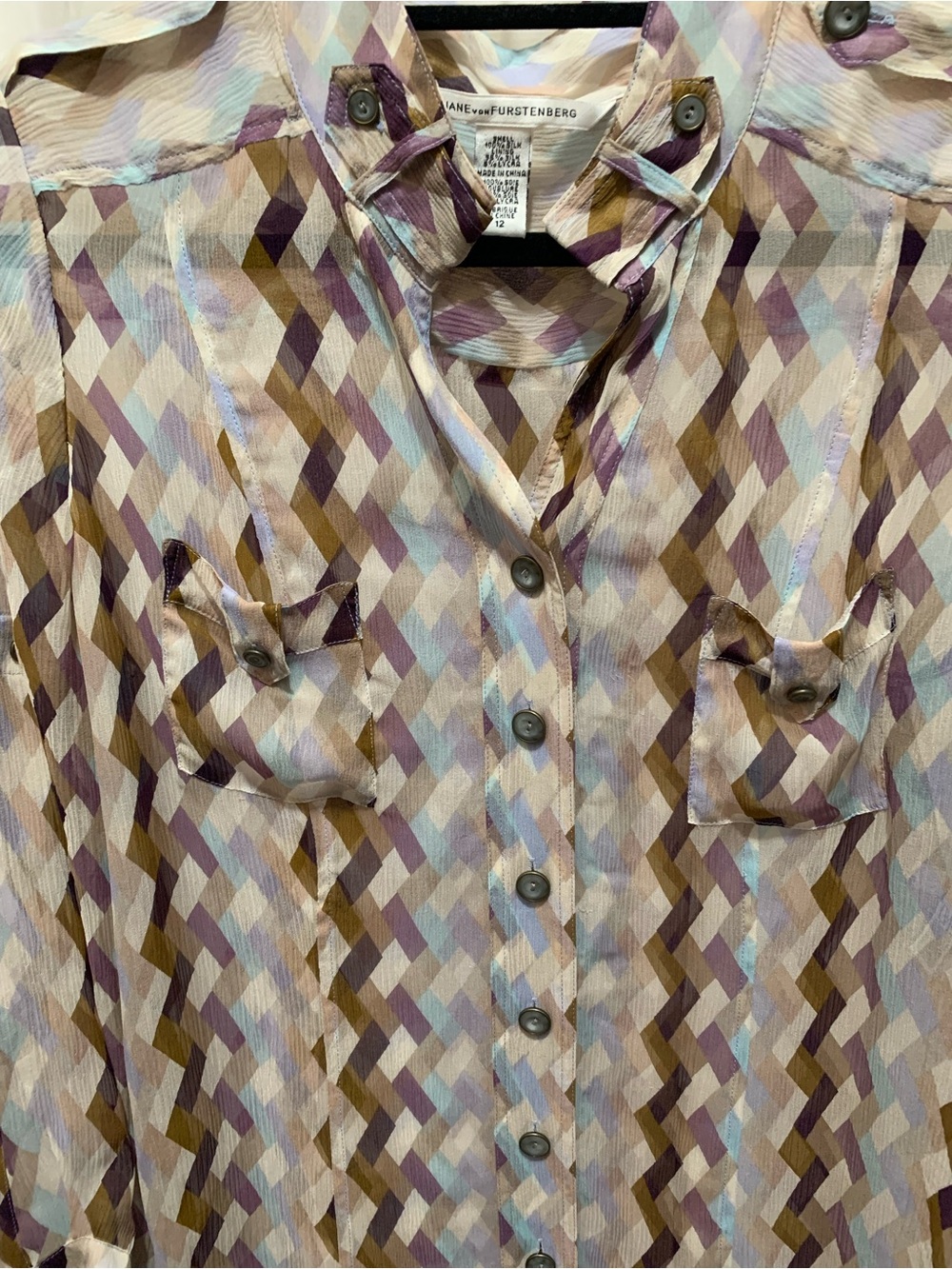Diane von Furstenberg Sheer Silk Geometrical Zig Zag Button Down - Picture 2 of 9